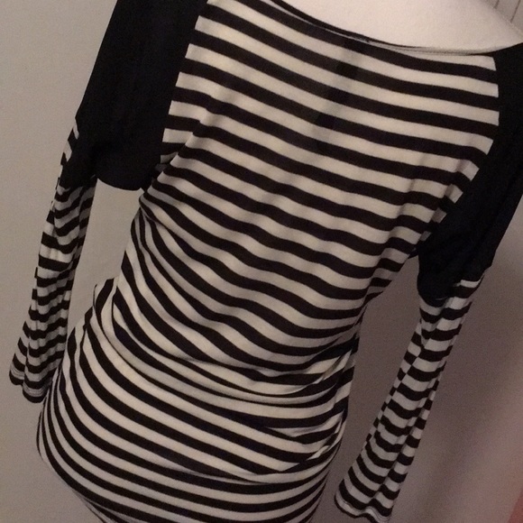 Black|White Stripped Blouse! - Picture 3 of 4